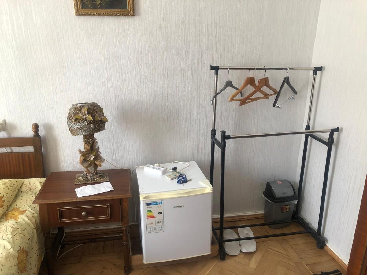 Проживание в семье римма *